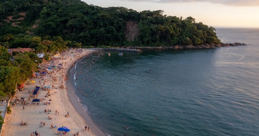 São Sebastião tem 100% de praias próprias para banho