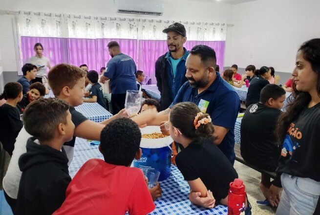 São Sebastião lança Programa Ambiental 'Porta a Porta' itinerante