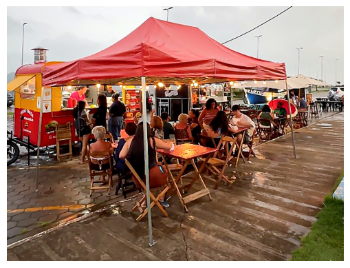 Camaroeiro recebe food trucks e música