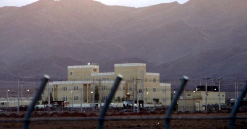 Estados Unidos bombardeira complexo nuclear do Irã, diz governo