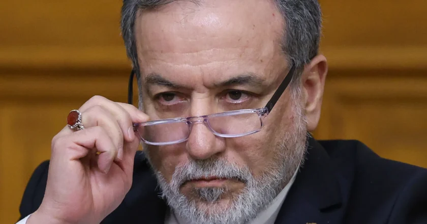 Japão diz que Teerã vai facilitar trânsito de navios japoneses por Ormuz