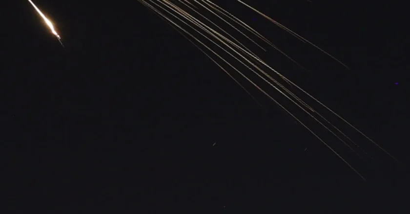 Países do Golfo reagem a ataques do Irã com mísseis e drones