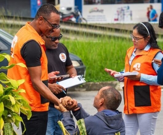 Programa 'Ruas da Esperança' alinha ações sociais em Caraguatatuba