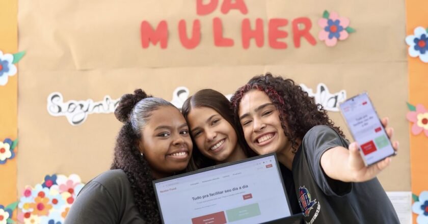 Estudantes criam site de denúncias de violência