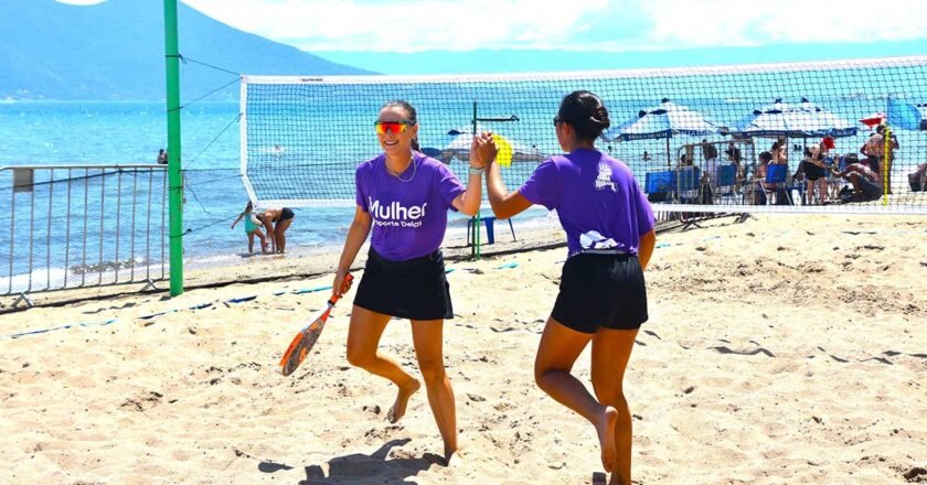 Beach Tennis feminino reúne gerações e marca ação especial do Mês das Mulheres em Ilhabela