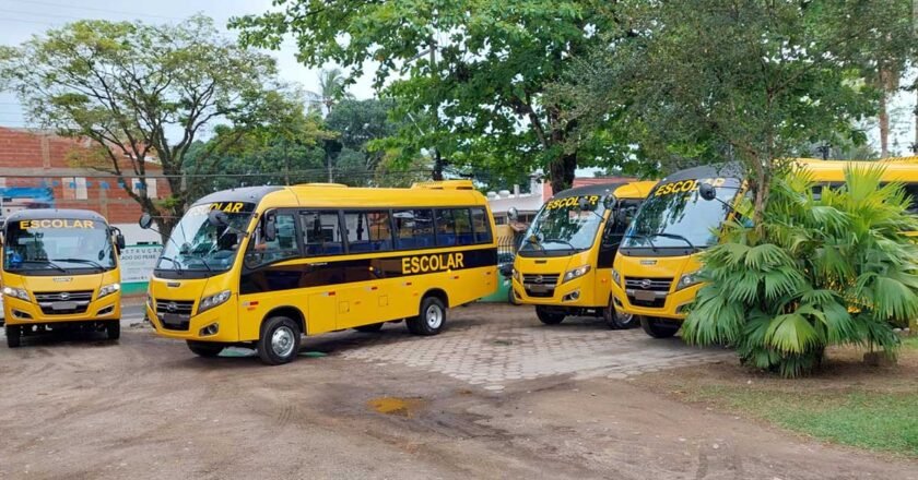 Frota do Transporte Escolar de Ilhabela garante atendimento à rede municipal