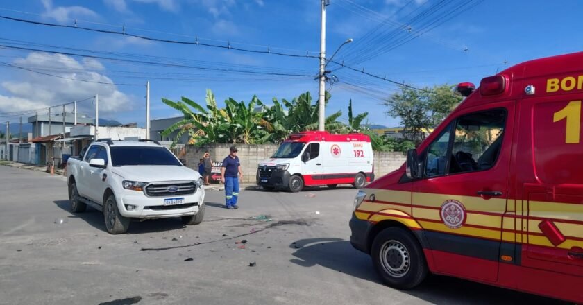 Acidente envolvendo carro e moto em Caraguatatuba deixa duas vítimas