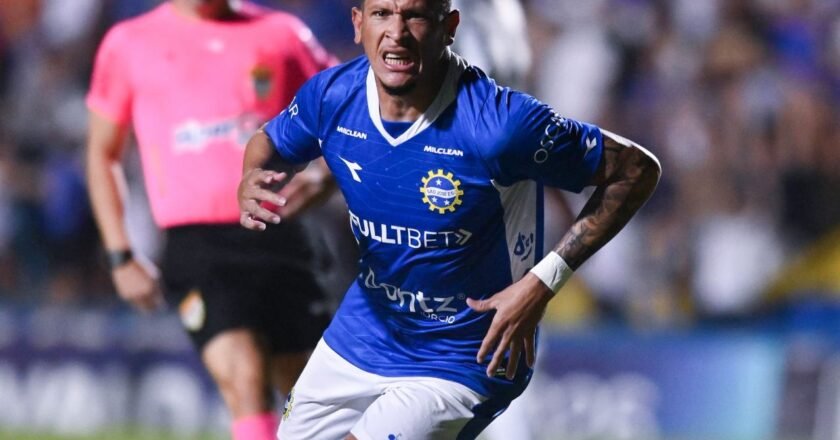 São José bate o Juventus e se isola na liderança do grupo 3 da série A2