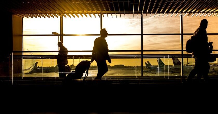O que observar ao comparar pacotes de dados de eSIM para viagem