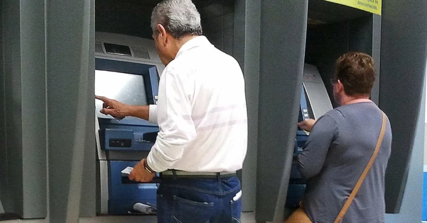 Bancos alertam sobre golpe de falso gerente