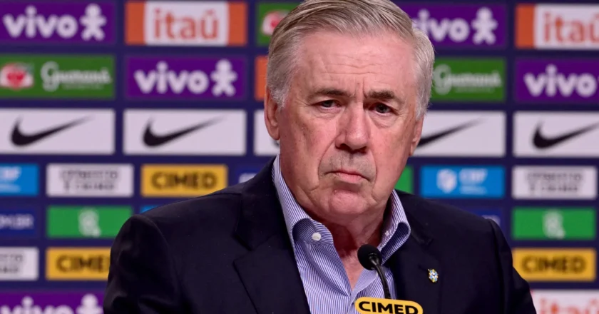 Ancelotti opta por quatro atacantes no time titular da Copa