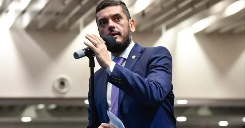 TSE cassa mandato de presidente da Alerj imediatamente