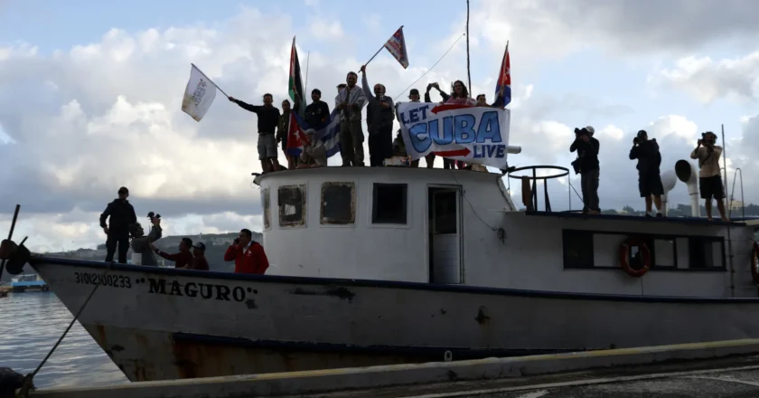 Barcos que levavam ajuda a Cuba desaparecem no mar