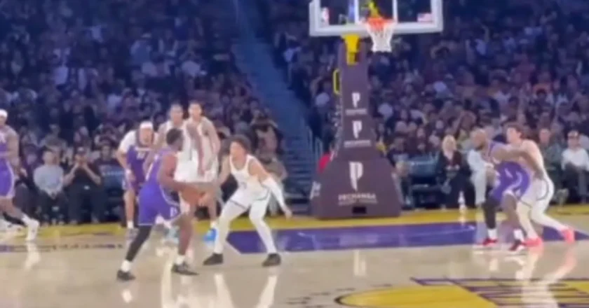 Lebron e Bronny James fazem história na NBA com assistência