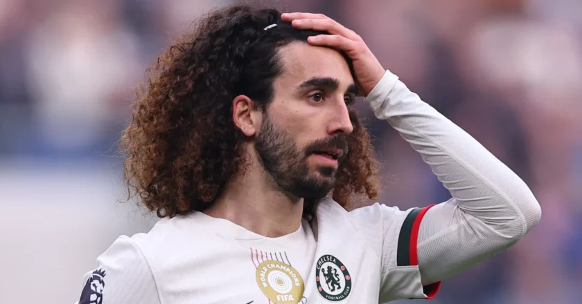 Cucurella critica decisão da diretoria do Chelsea