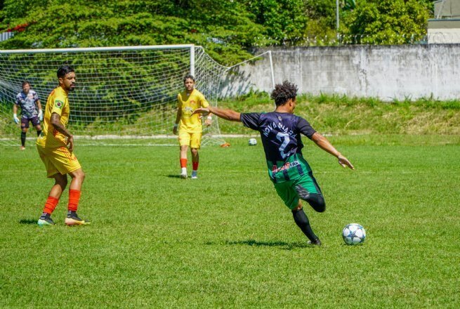 Grêmio Barequeçaba e UASS garantem título em São Sebastião