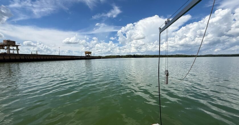 Cetesb coleta milhões de dados sobre águas em SP anualmente