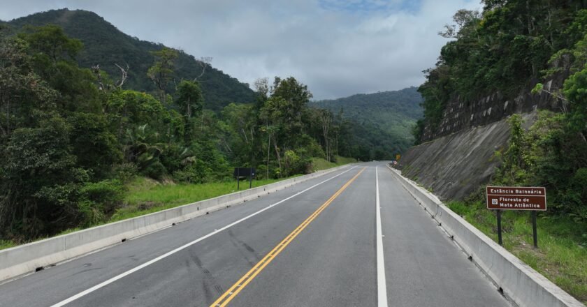 Rodovia do litoral norte de SP sofre interdições por 20 minutos