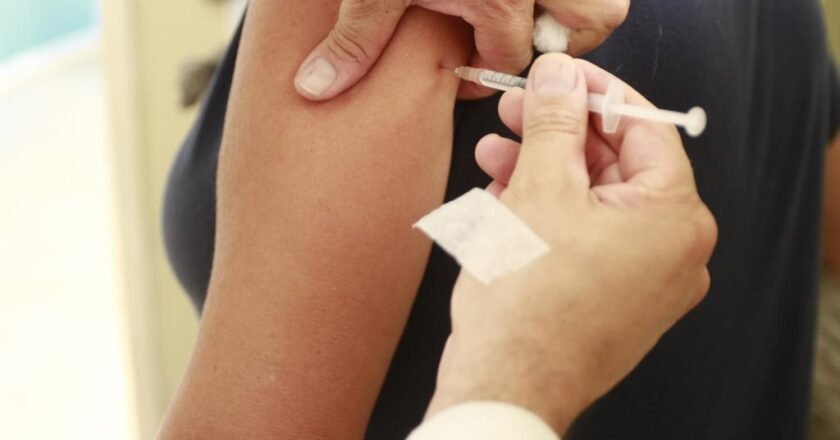 Dia D da vacinação contra gripe em Taubaté será neste sábado (28) em 8 unidades; veja quem pode tomar