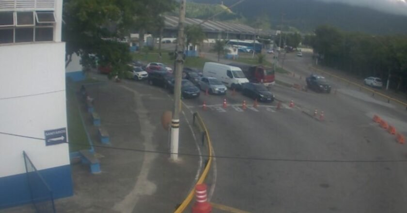 Travessias do litoral paulista estão suspensas por ventos fortes