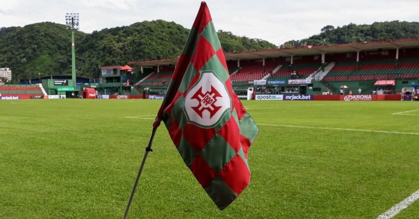 Portuguesa Santista anuncia criação de departamento feminino de futebol