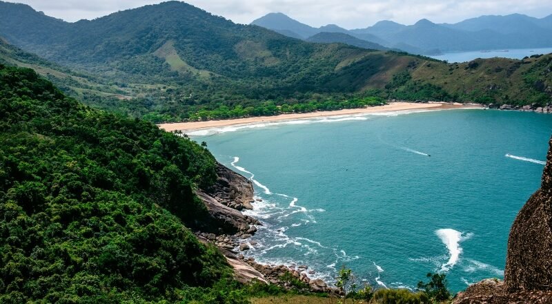 Região sul de Ilhabela: veja dicas de praias, cachoeiras, trilhas e o que fazer