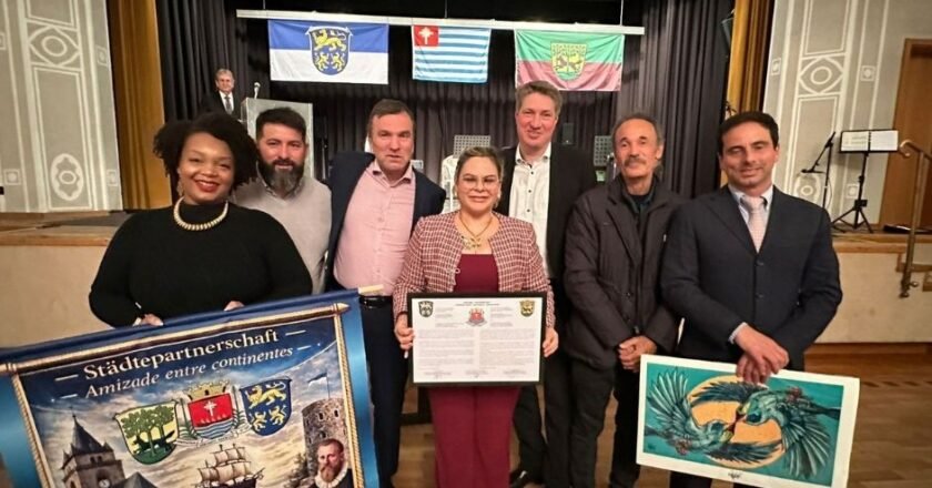 Ubatuba firma tratado de cidades-irmãs com municípios da Alemanha