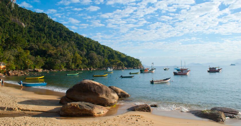 10 praias do Litoral Norte Paulista impróprias para banho