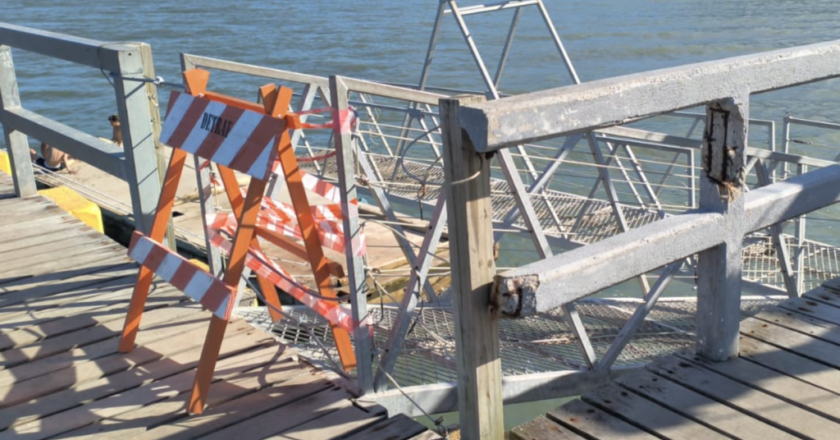 Interdição no Píer do Pontal da Cruz afeta turistas em São Sebastião