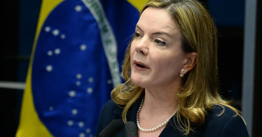 Gleisi Hoffmann lidera disputa pelo Senado do Paraná
