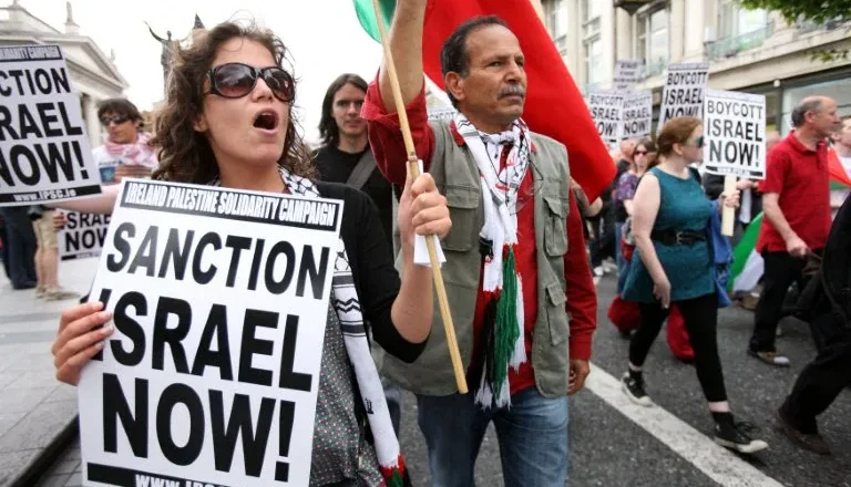 Projeto colonizador britânico na Irlanda é inspiração para política genocida de Israel na Palestina