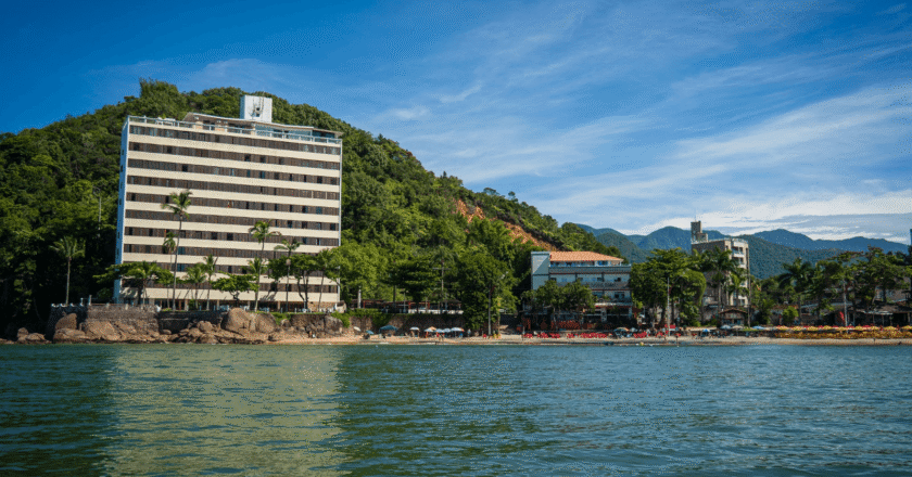 Prainha, em Caraguatatuba, apresenta melhora na balneabilidade após ações