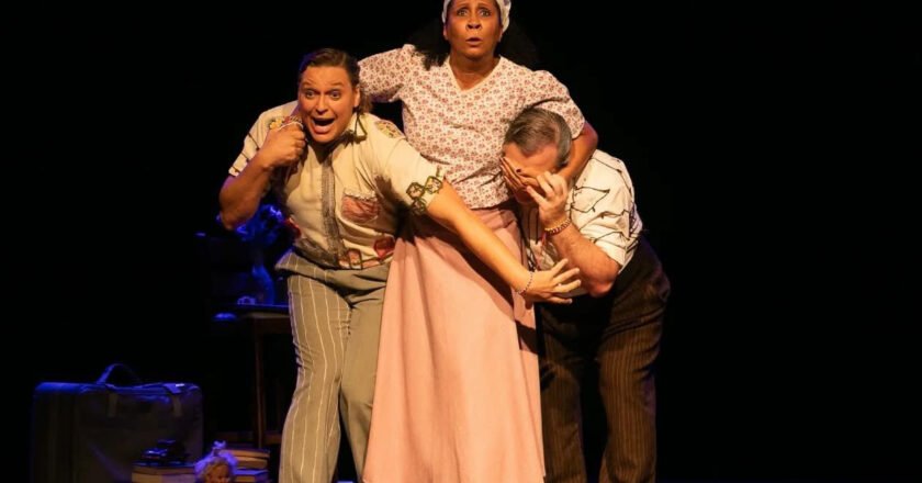 Teatro gratuito homenageia vida e obra de Carolina de Jesus