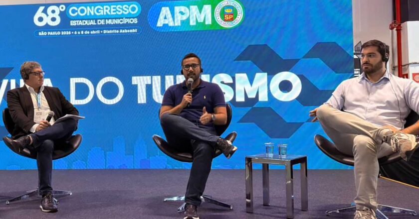 São Sebastião destaca projeto turístico inovador em congresso estadual