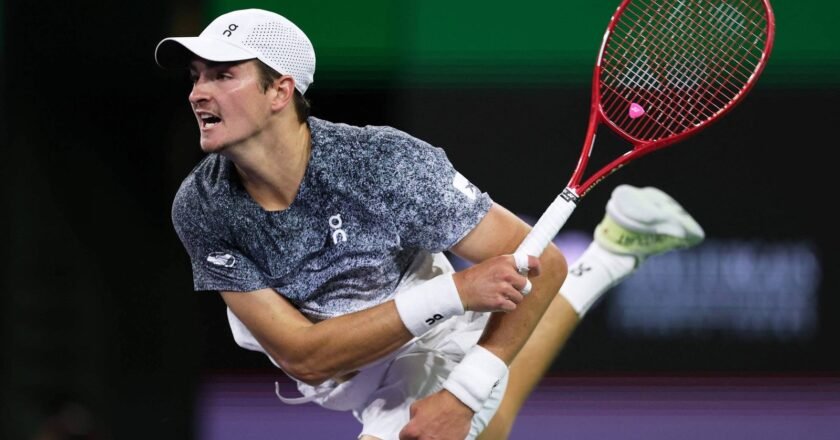 João Fonseca vence francês top 30 em emocionante partida em Monte Carlo