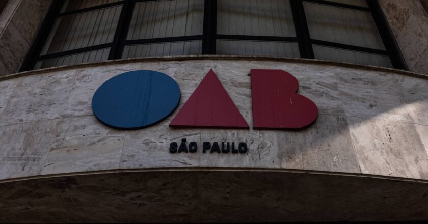 Tribunal da OAB-SP condena advogados a custear viagens e festas a juízes