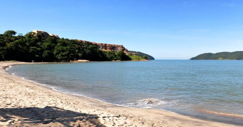 Caraguatatuba: Praia da Mococa se torna destino de luxo turístico