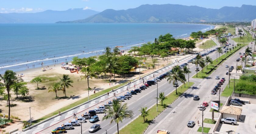 Praia do Indaiá, um paraíso para famílias em Caraguatatuba