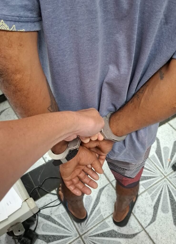 homem de 58 anos preso por homicídio em Caraguatatuba