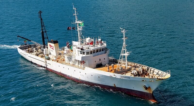 Navio internacional de proteção marinha ficará aberto para visitação