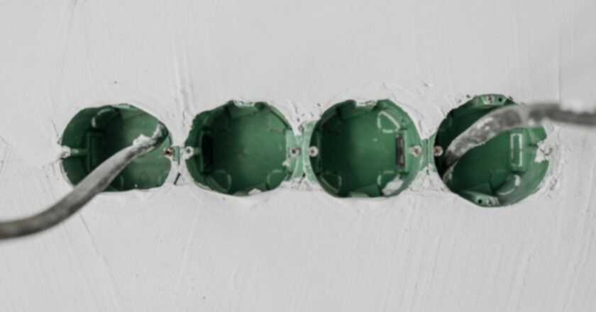 Eletricista morre após choque em Imbé