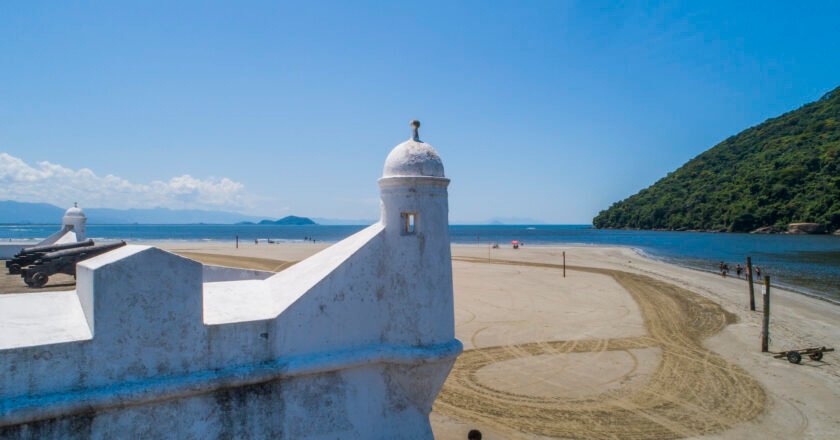Fortaleza do São João passa por restauro em Bertioga