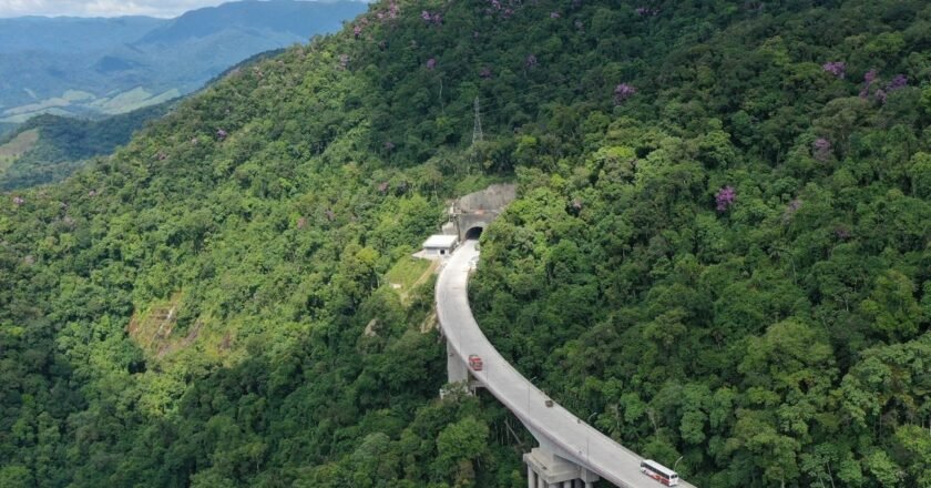 Operação especial na Rodovia dos Tamoios para o Feriado de Páscoa
