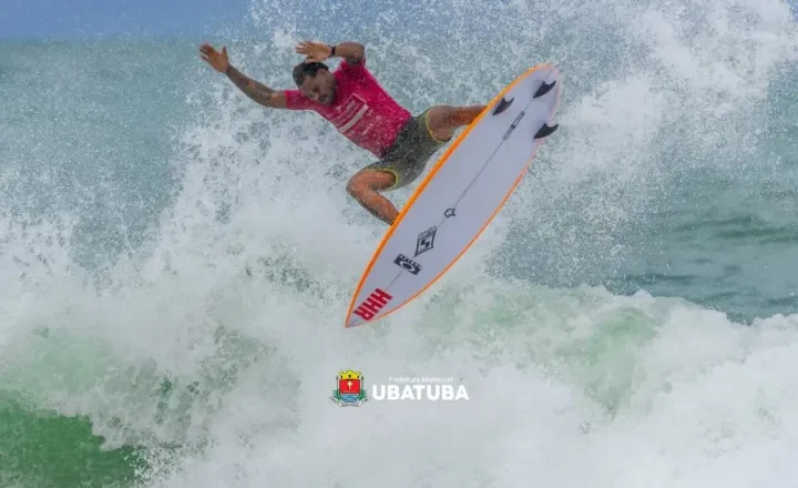 Weslley Dantas conquista vice no Surf Brasil Pro