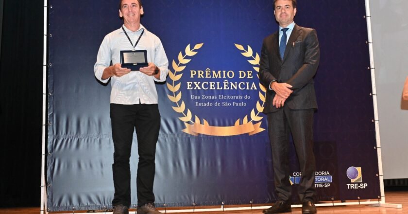 Cartório Eleitoral de Ubatuba recebe prêmio de excelência