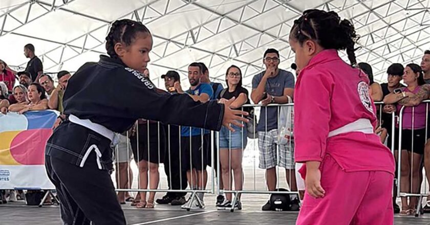 Caraguatatuba recebe mais de mil jovens atletas em competições