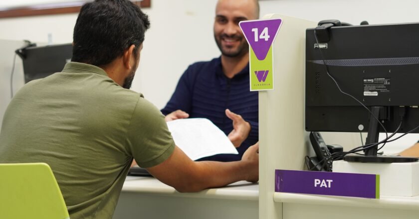 Ilhabela oferece 72 vagas de emprego