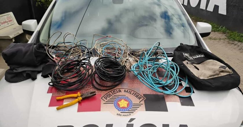 Criminoso tenta fugir por telhado após furtos em Ubatuba