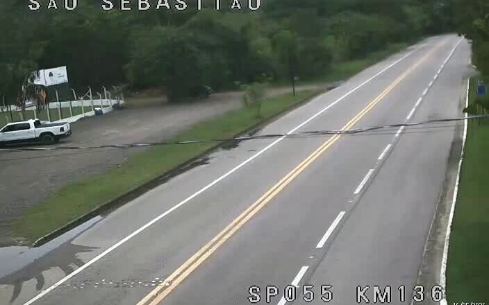 Tráfego normal na SP 055 Rio-Santos