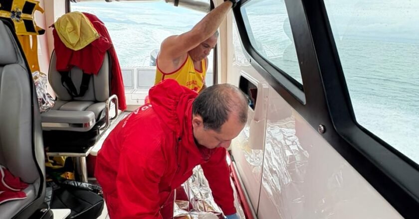 Buscas por desaparecidos em Ilhabela continuam